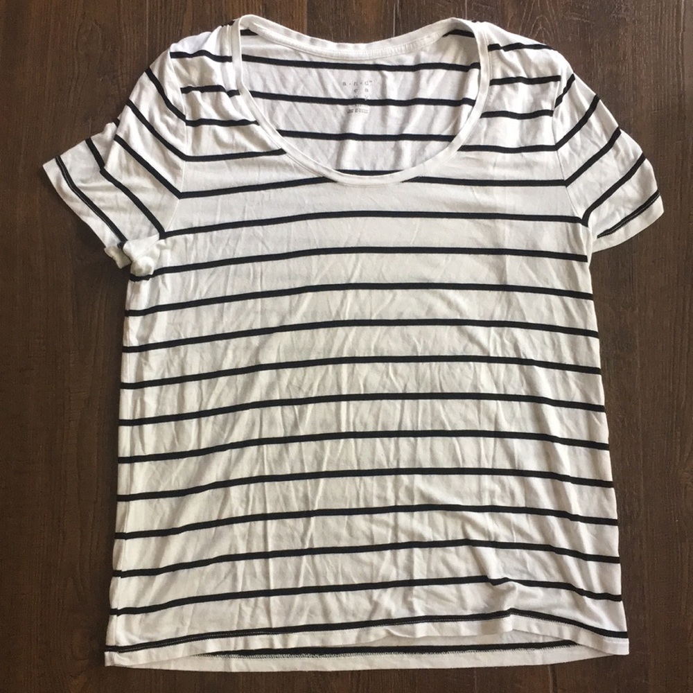black and white striped t shirt